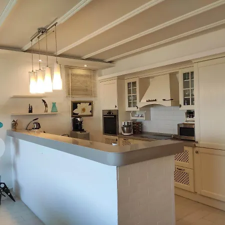 Oasis Rezidens Apartment